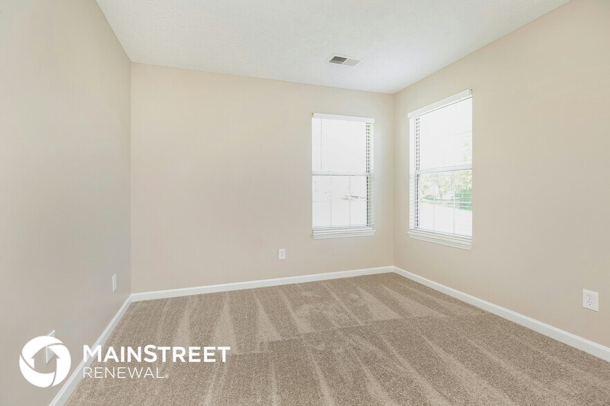 Building Photo - 1012 Oak Ridge Ct