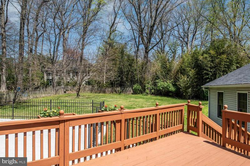 Building Photo - 2725 Oldewood Dr