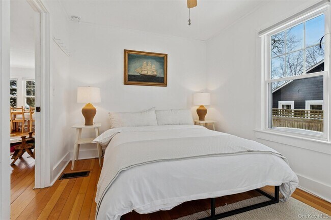 Building Photo - 1240 W Rd