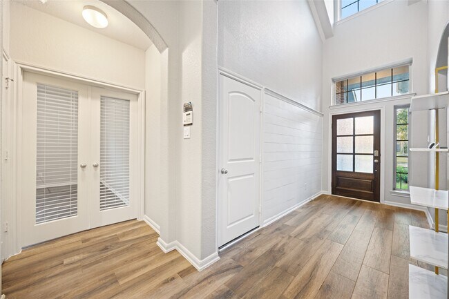 Building Photo - 239 Capriccio Ln