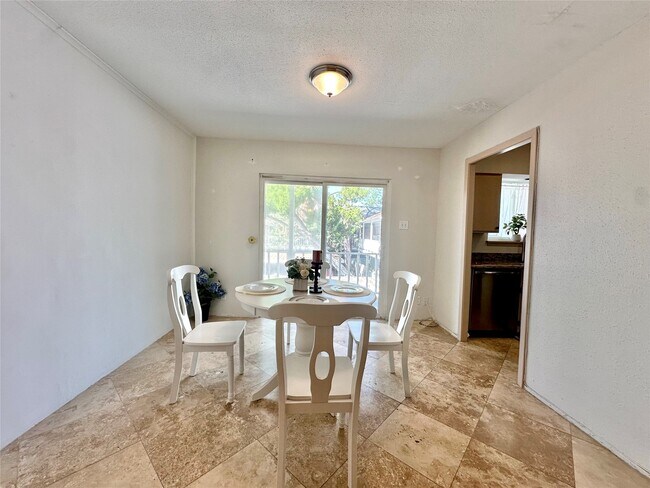 Building Photo - 4040 San Felipe St