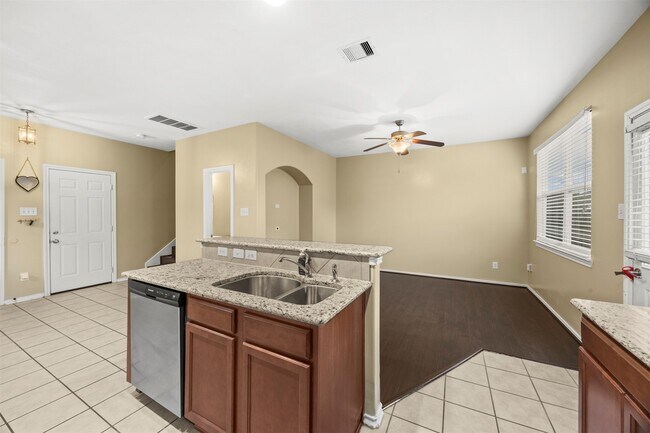 Building Photo - 2765 Maybrook Hollow Ln