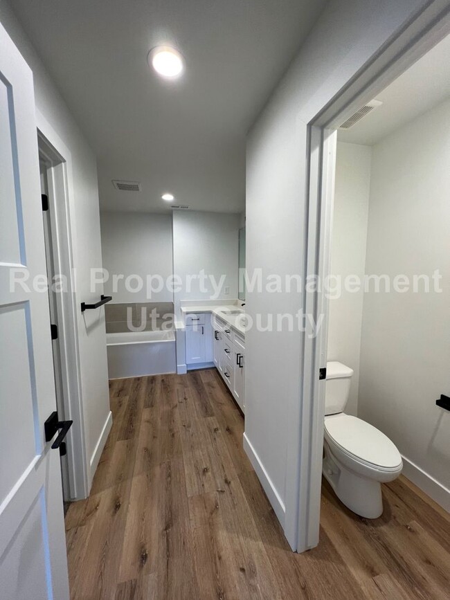 Building Photo - New AF Townhome