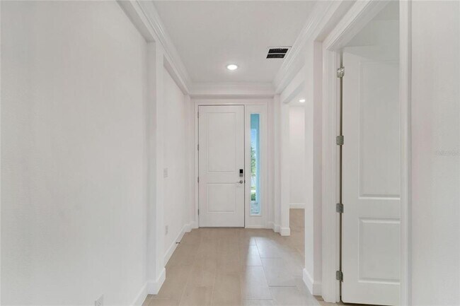 Building Photo - 943 Signet Dr
