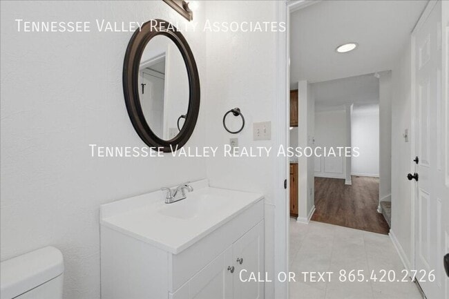 Building Photo - 1277 Halifax Rd