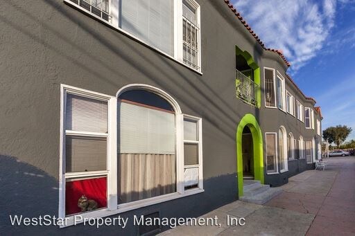 Building Photo - 1735 E 10th St