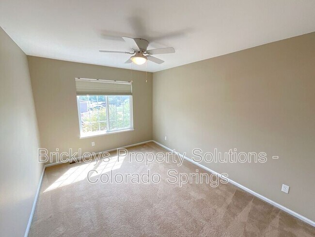 Building Photo - 7168 Prairie Wind Dr
