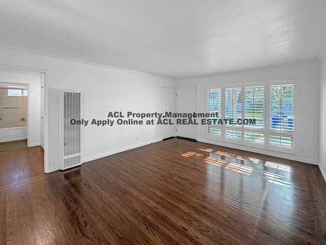 Building Photo - Charming San Lorenzo Village Home with Solar & Spacious Backyard