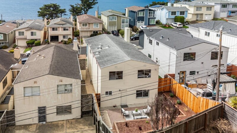 Building Photo - 157 Longview Dr