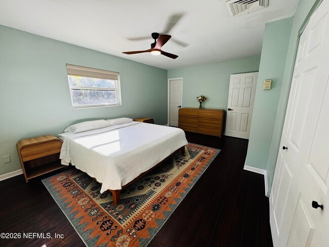 Building Photo - 1926 71st Ave