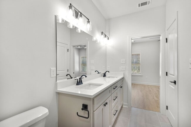 Building Photo - West Little Rock - 1500 SqFt New Constuction 3 Bed 2 Bath off Kanis Road