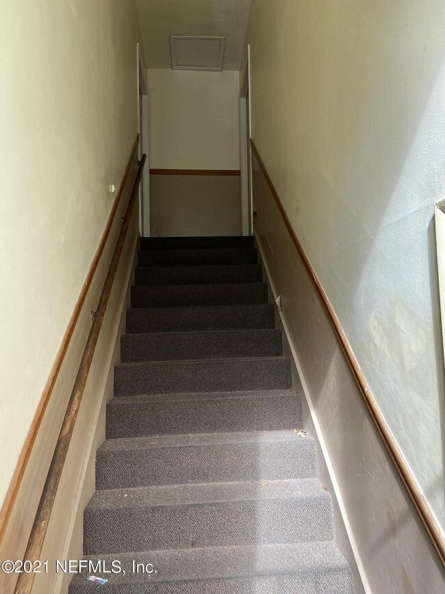 Building Photo - 1950 Paine Ave