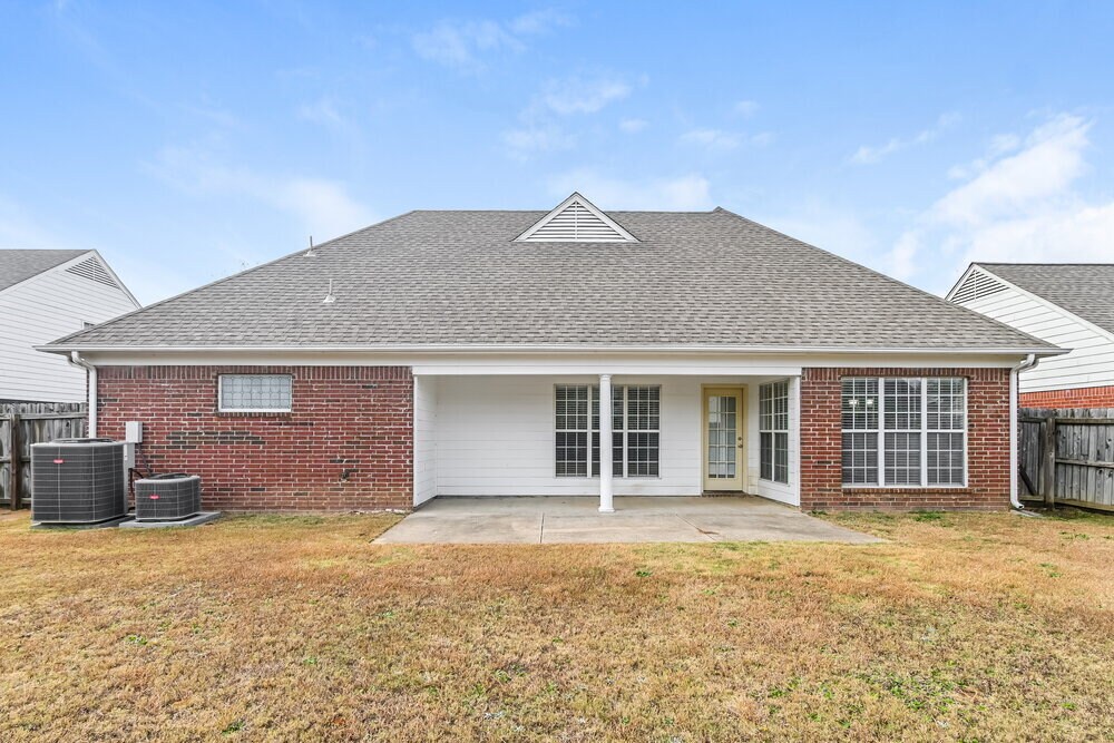 Building Photo - 5678 Kuykendall Dr