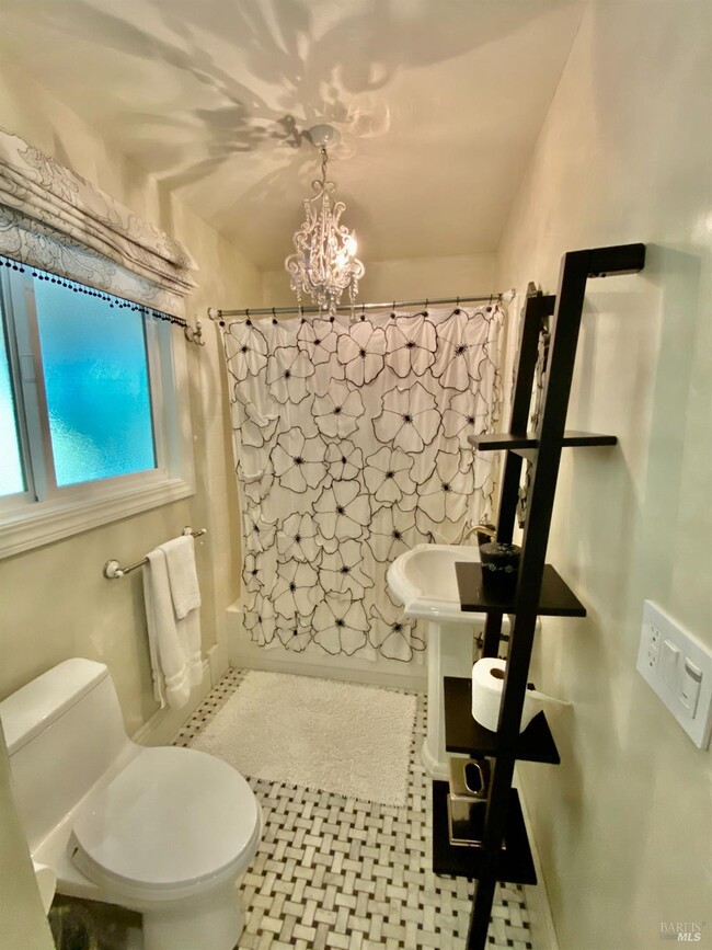 Building Photo - 3594 Silverado Trail N