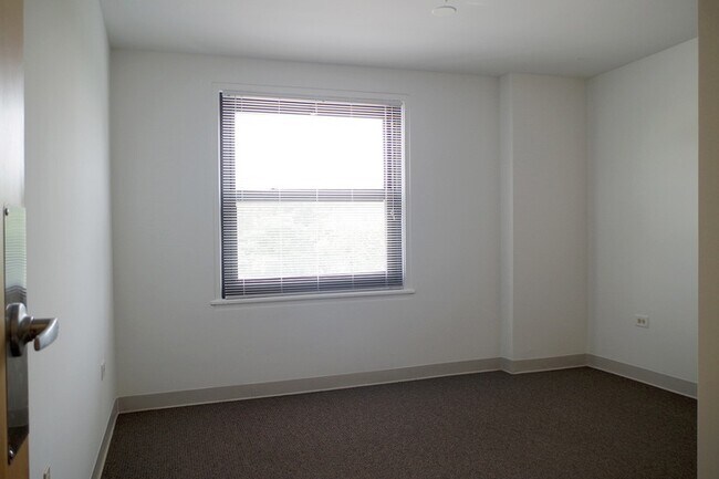 Floorplan - 1400 E. 57th Street
