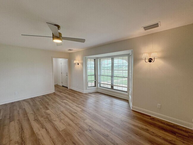 Building Photo - 5121 FM 446