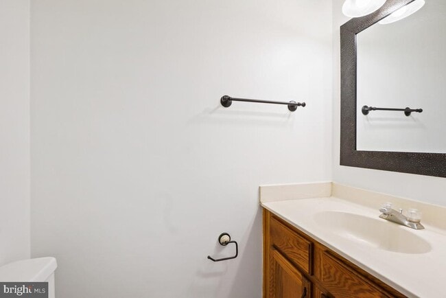 Building Photo - 13221 Black Walnut Ct