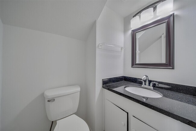 Building Photo - 1403 Blalock Rd