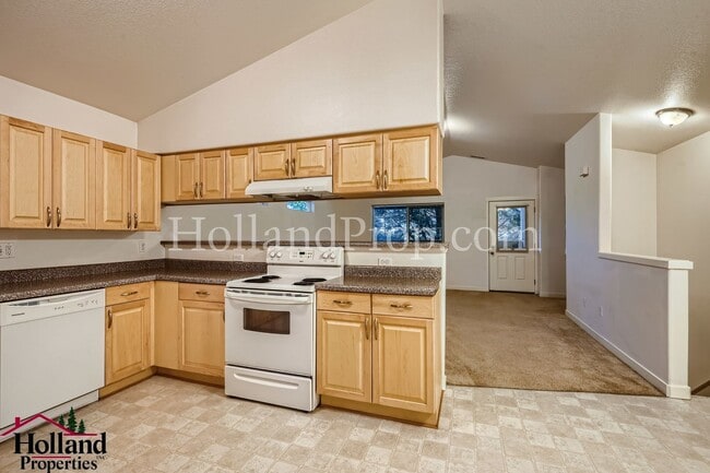 Building Photo - 4415 NE 88th Ave