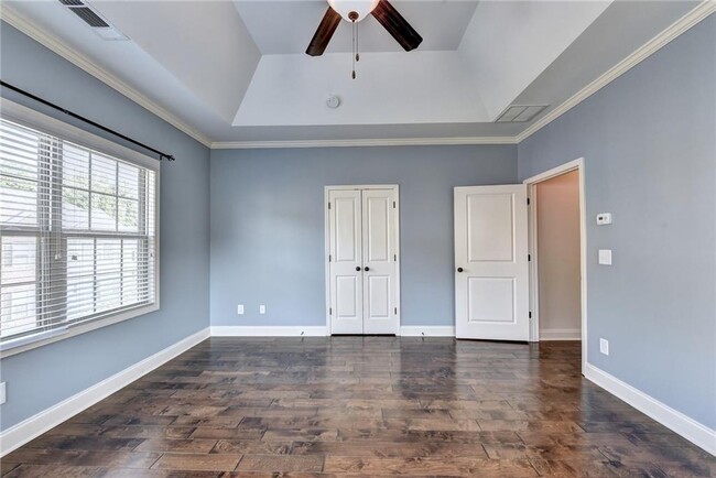Building Photo - 2448 Tenor Ln