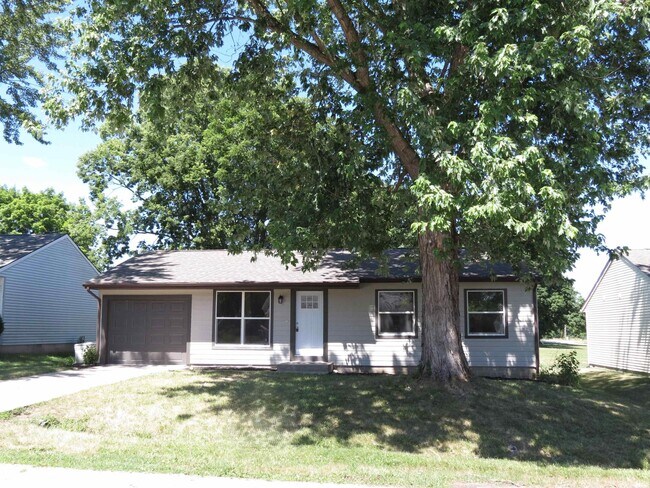 Building Photo - 4314 McClellan Ln
