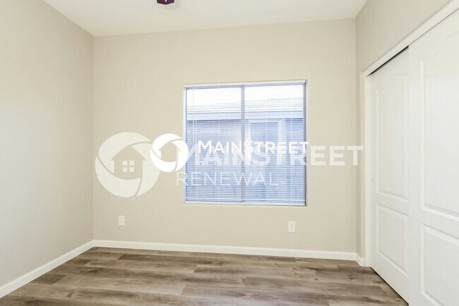 Building Photo - 6 Bedroom Pet-Friendly Home in Tolleson, AZ with Main Street Renewal