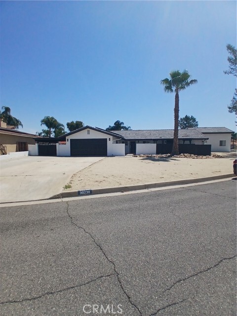 Building Photo - 30230 Swan Point Dr