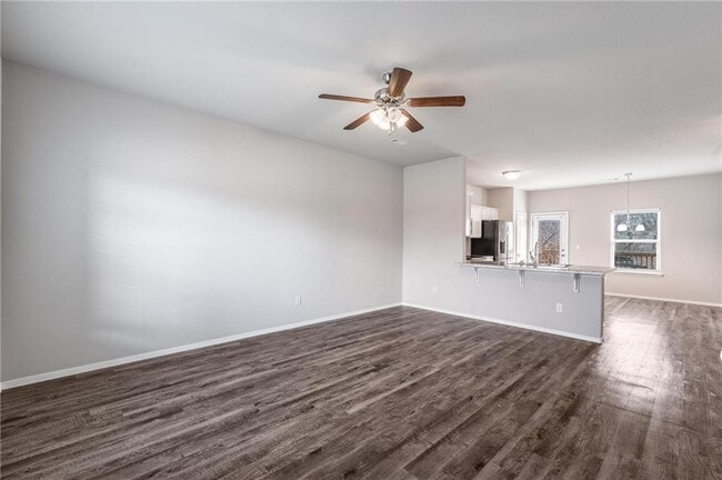 Building Photo - 6601 SW Chestnut Hill Rd