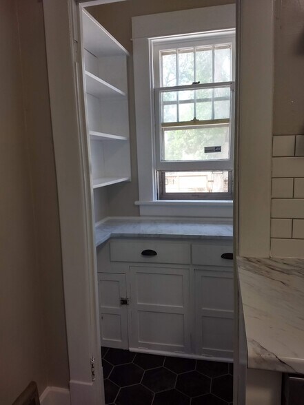 Pantry - 2014 10th Ave