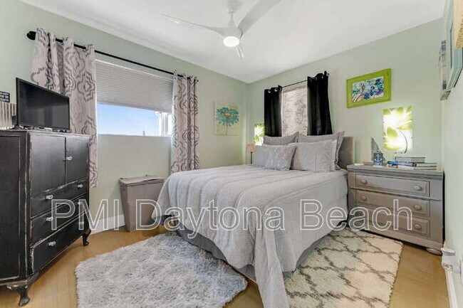 Building Photo - 116 S Grandview Ave