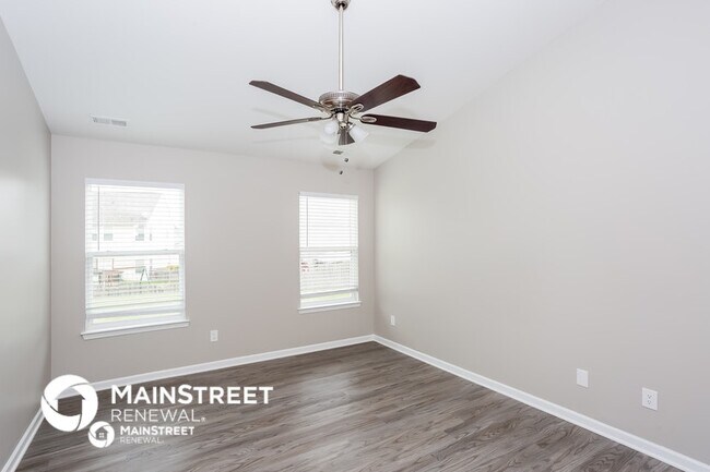 Building Photo - 7010 Dacian Ln