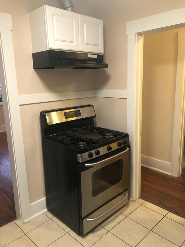 Building Photo - 845 Ohio Ave