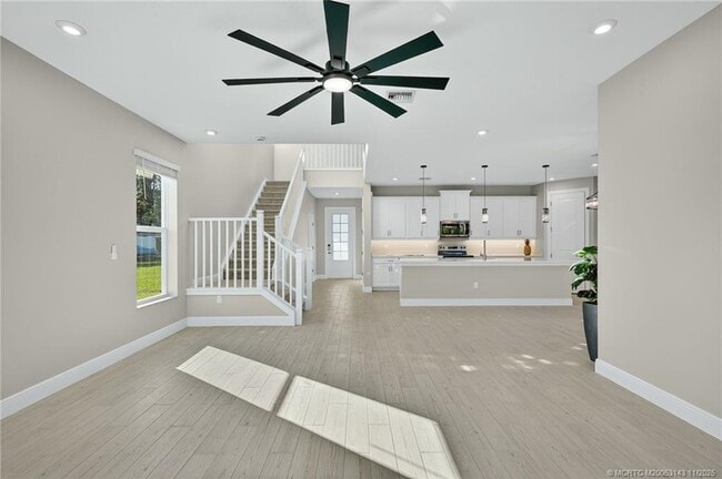 Building Photo - 3487 NW Solange Ct