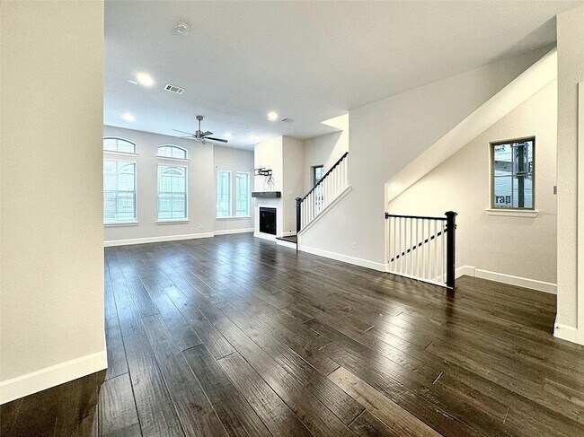 Building Photo - 1367 Branchwood Pl