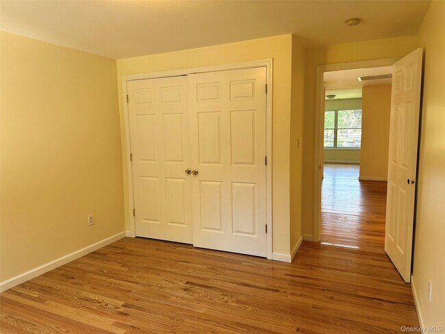 Building Photo - 14 Givens Ln