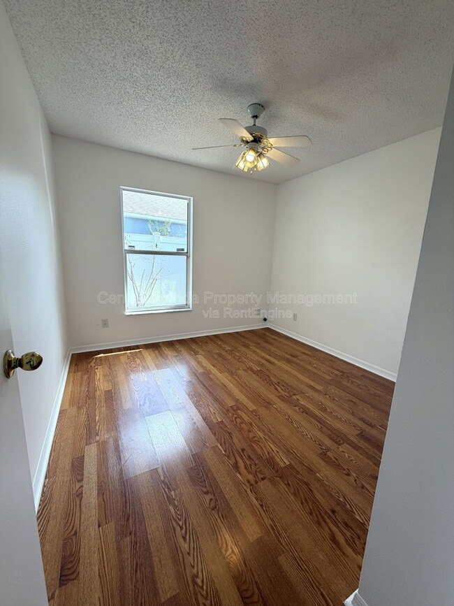 Building Photo - 9176 Fort Jefferson Blvd