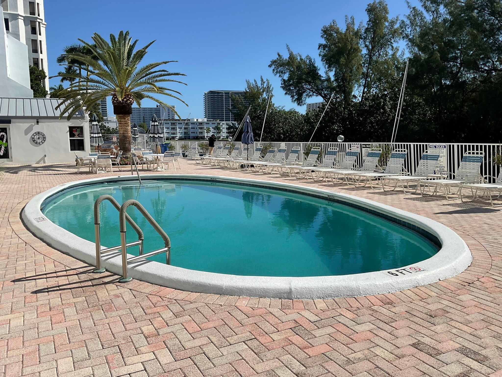 Building Photo - 2870 NE 14th Street Cswy