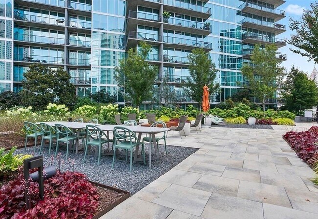Building Photo - 1080 Peachtree St NE