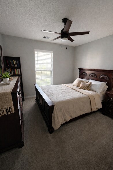 Building Photo - 13232 Lampmeade Ln