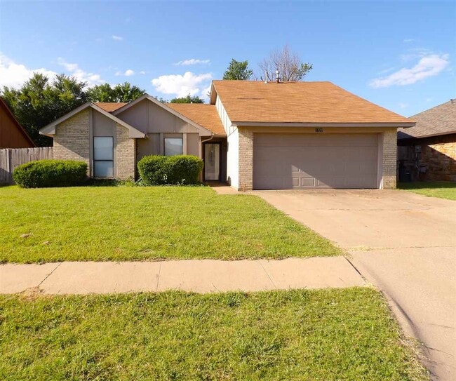 Primary Photo - 7222 NW Cherry Cir