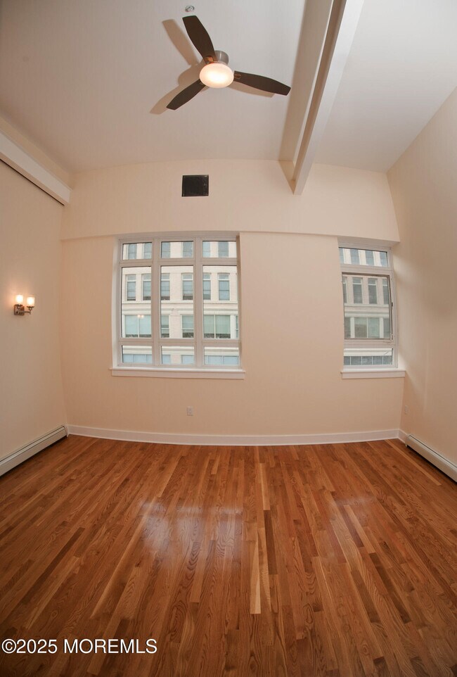 Building Photo - 550 Cookman Ave