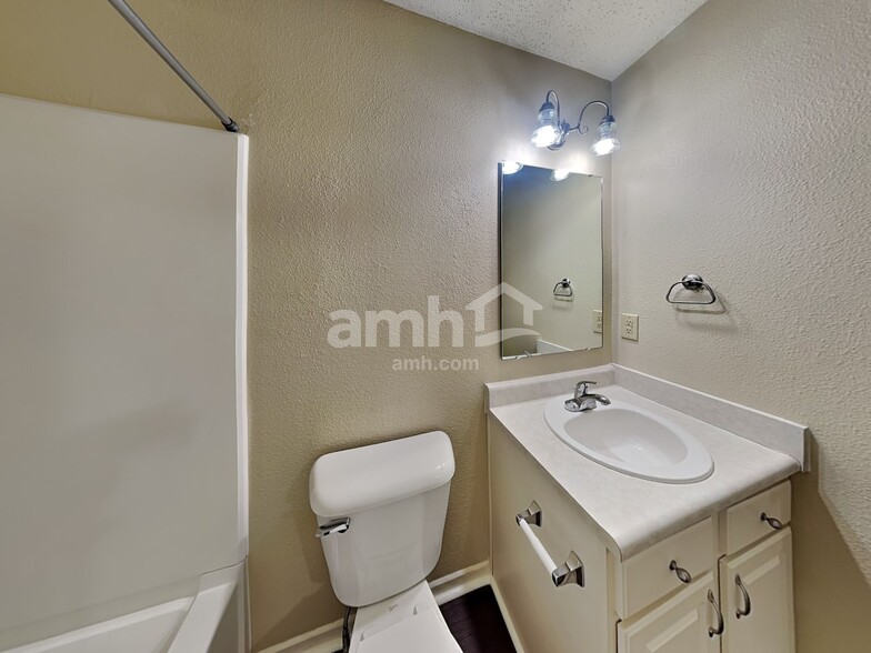 Building Photo - 9469 W Stargazer Dr