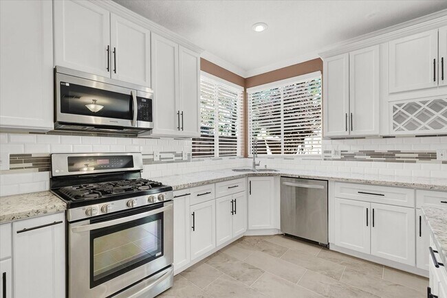 Building Photo - 6848 Baby Jade Ct