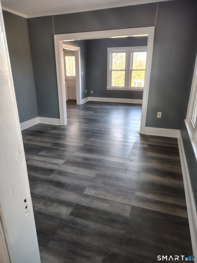 Building Photo - 9 Westphal St