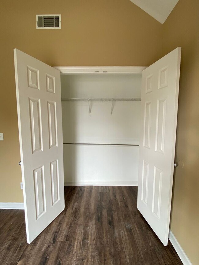 Building Photo - Home for rent in Pell City! Available to view!!!!