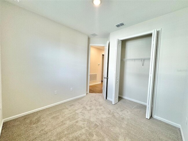 Building Photo - 824 Griffon Ave