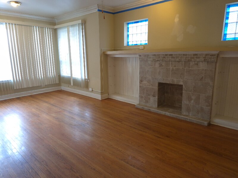 Building Photo - 1148 N Mayfield Ave