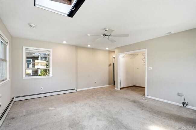 Building Photo - 120 S High St