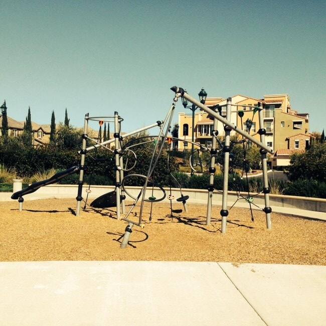 Building Photo - 3610 Capoterra Way
