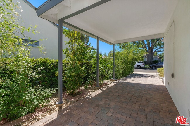 Building Photo - 19613 Haynes St